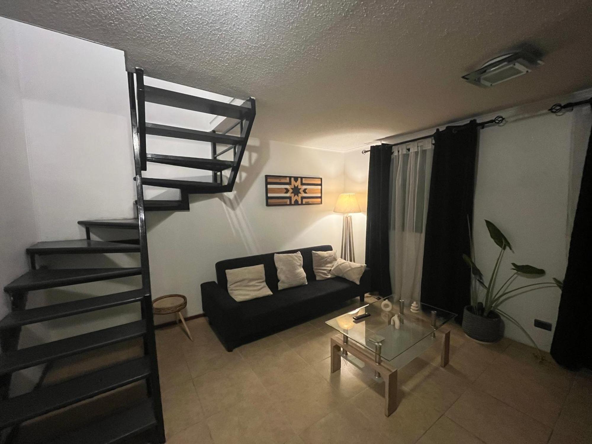 Hostel Tu Espacio Re - Casa II Cerca Del Aeropuerto Santiago du Chili Extérieur photo